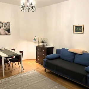 https://ruhige-stadtwohnung-mit-balkon.vienna-besthotels.com